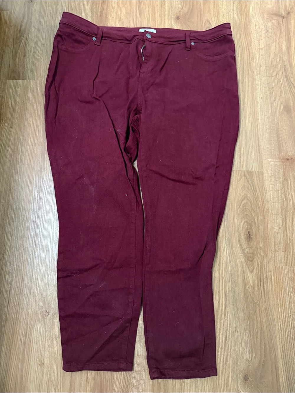 LILA RYAN Burgundy Women’s Jeans